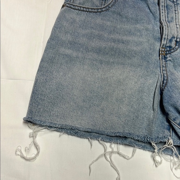 Forever 21 cotton denim cut off shorts petite size 25 light wash button fly - Picture 8 of 12